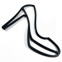 Load image into Gallery viewer, Pump Women’s High Heel Wall Art 2D