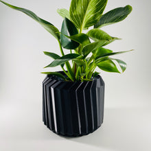 Load image into Gallery viewer, Modern Line Planter