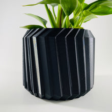 Load image into Gallery viewer, Modern Line Planter
